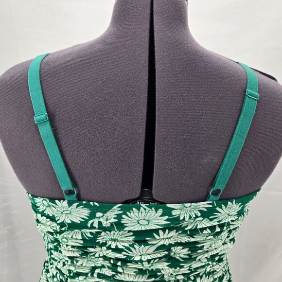 630-14 NWT Torrid Green Floral Mesh Cropped Shirred Cami Top Size 00 (10/12) NEW - Picture 8 of 15